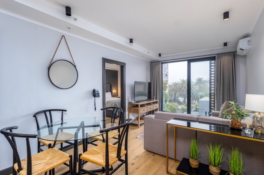 1 Bedroom Property for Sale in Green Point Western Cape